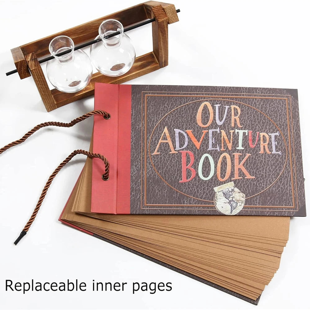 Álbum de Fotos Scrapbook "Our Adventure Book" – Libro de Aventuras Personalizable con Hojas de Kraft